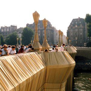 Julius van Dijk - Pont Neuf Parijs 1985  project Christo